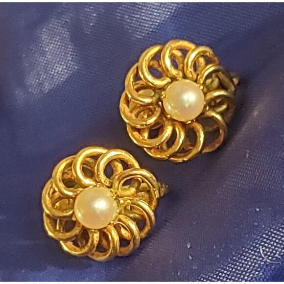 Vtg Signed Tru-Kay Earrings 12K Gold-filled Spiral Swirl Natural Pearl Classic - Picture 2 of 10